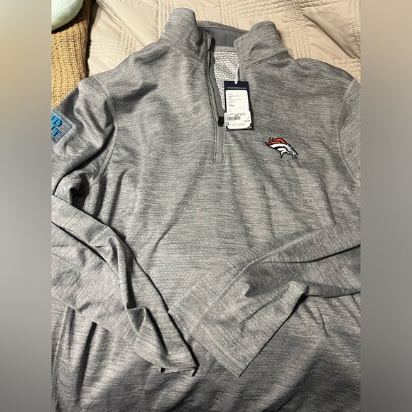 Denver Broncos Vineyard Vines performance quarter zip sizeXL NWT
